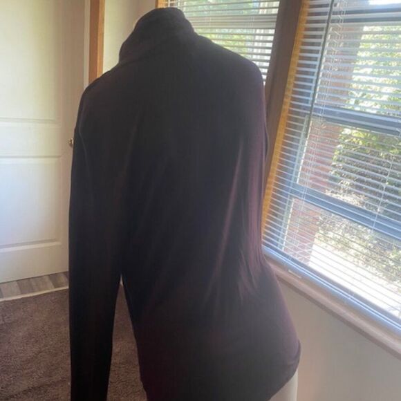 Banana Republic Burgundy Wrap Front sweater, size L - Picture 2 of 3